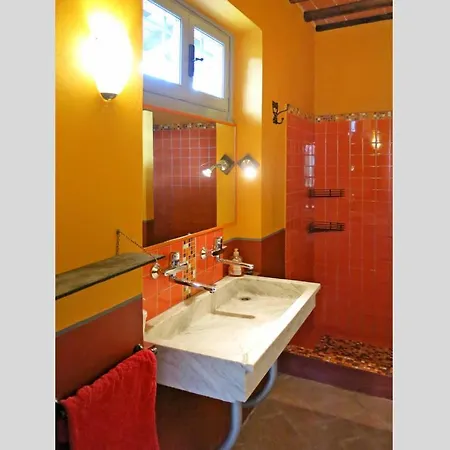 Casa Melograno Сasa de vacaciones Bagni di Lucca